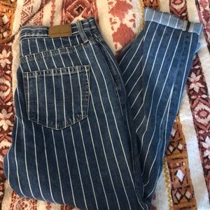 American Eagle mom jeans